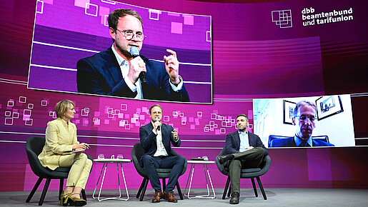 dbb Jahrestagung 2024, Konstantin Kuhle (FDP) und Marcel Emmerich (Grüne) dbb Jahrestagung 2024, Konstantin Kuhle (FDP) und Marcel Emmerich (Grüne)