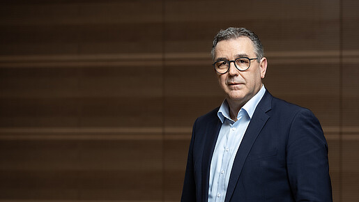 Das Foto zeigt Andreas Hemsing, dbb-Vize