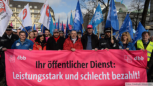 Warnstreik und Demo in Hamburg Warnstreik und Demo in Hamburg