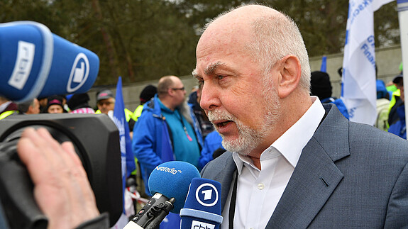 Einkommensrunde, 2023, Bund, Kommunen, Potsdam, Verhandlungsauftakt