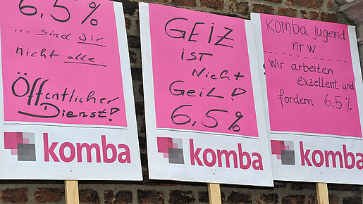 Einkommensrunde 2012: Warnstreik in Neuss