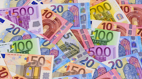 AMLA: Europäisches Handeln gegen Geldwäsche Das Foto zeigt Euro-Banknoten.